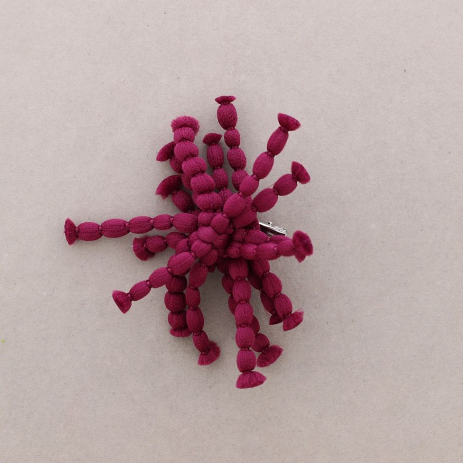 WOOL BALL FLOWER BROOCH