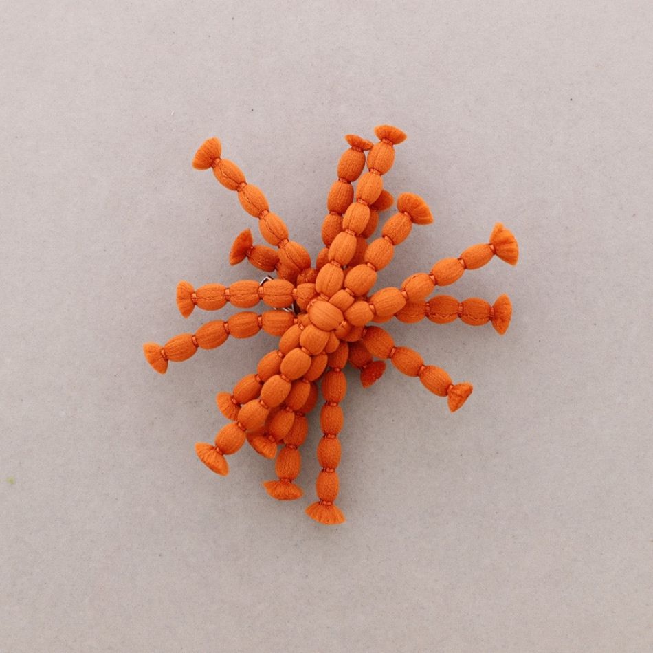 WOOL BALL FLOWER BROOCH