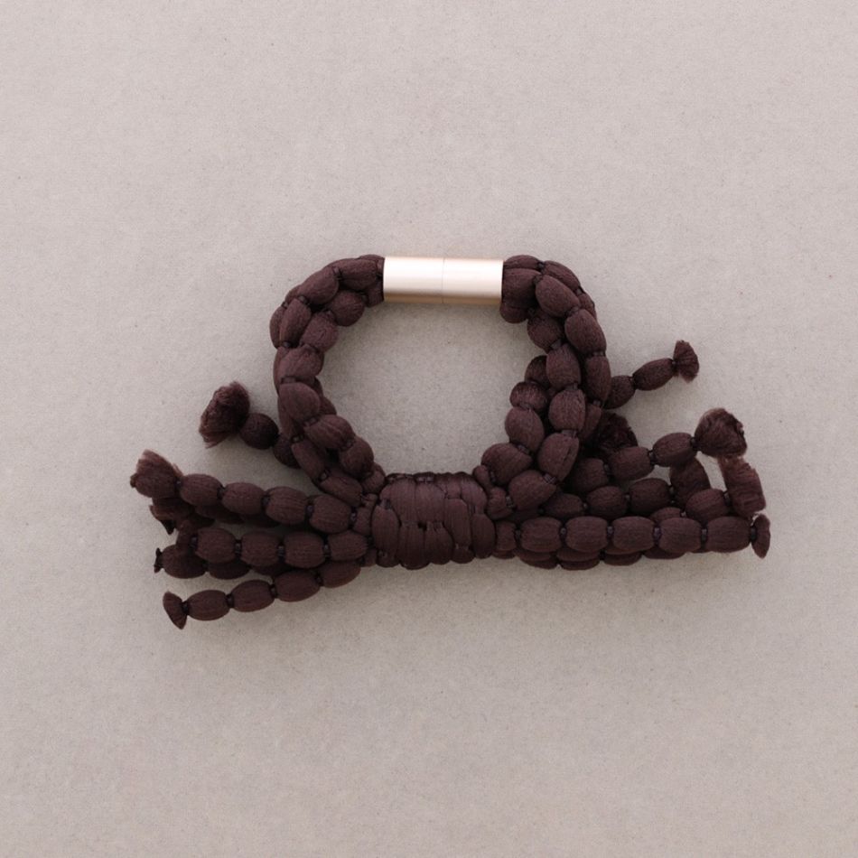 BRACELET 4 TWISTS WOOL BALLS