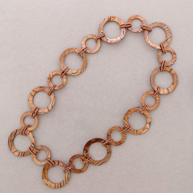 COLLAR LARGO CUENTAS NÁCAR