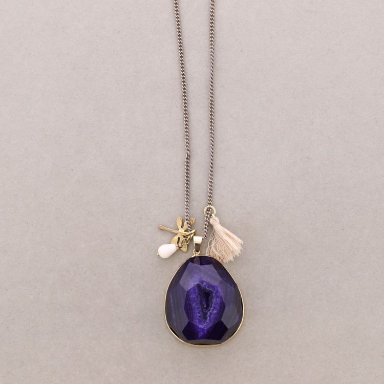 LONG NECKLACE WITH STONE PENDANT