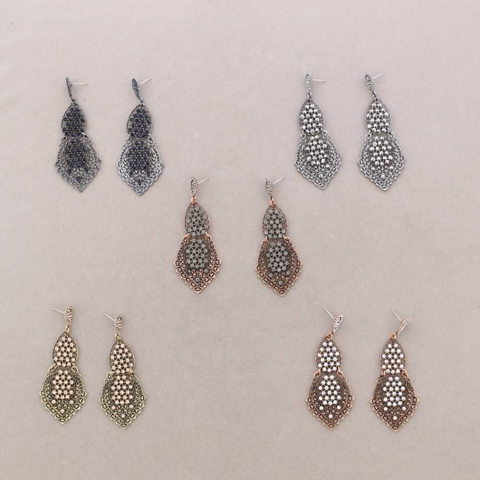 METAL EARRINGS THREE DROPS