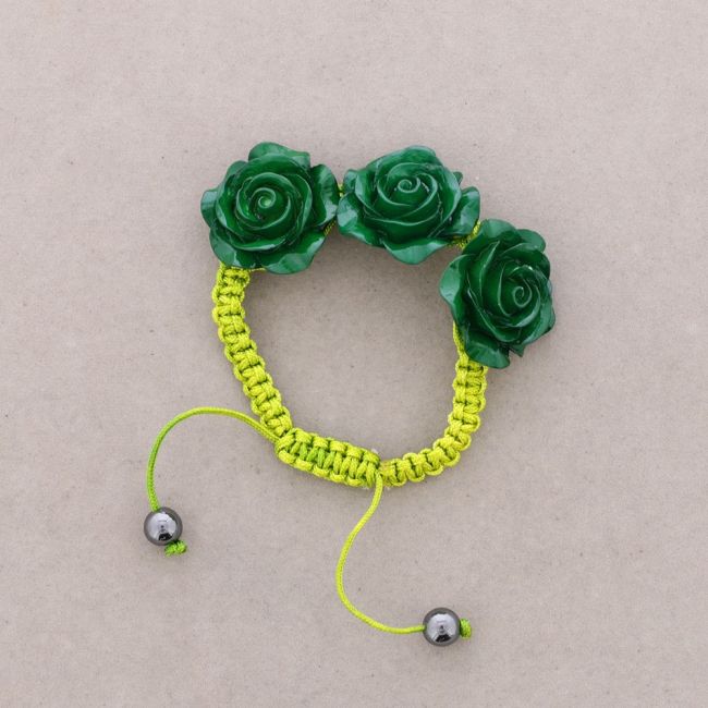 PULSERA MACRAMÉ FLORES RESINA