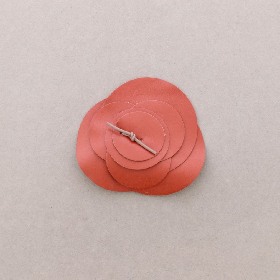 BROCHE FLOR POLIPIEL