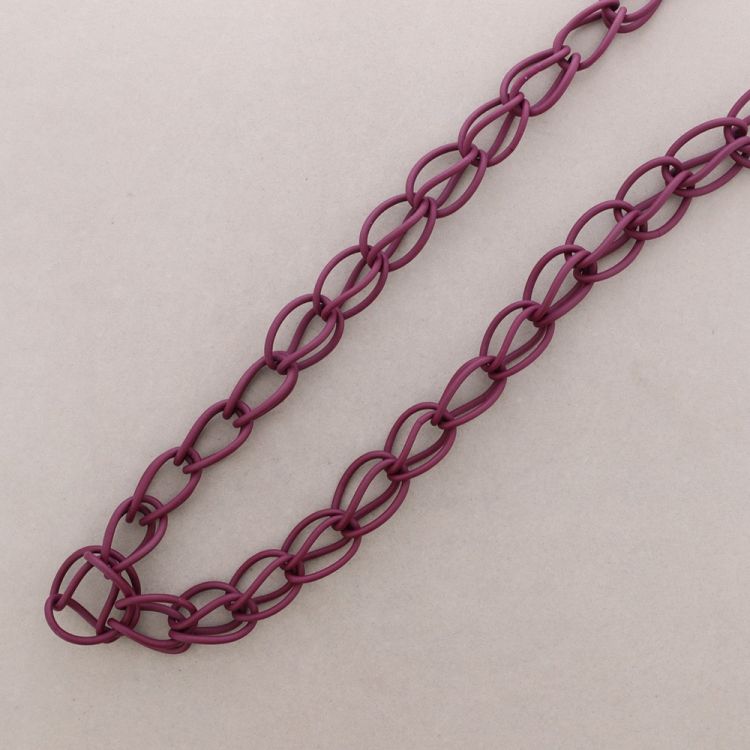LONG RUBBER LINKS NECKLACE