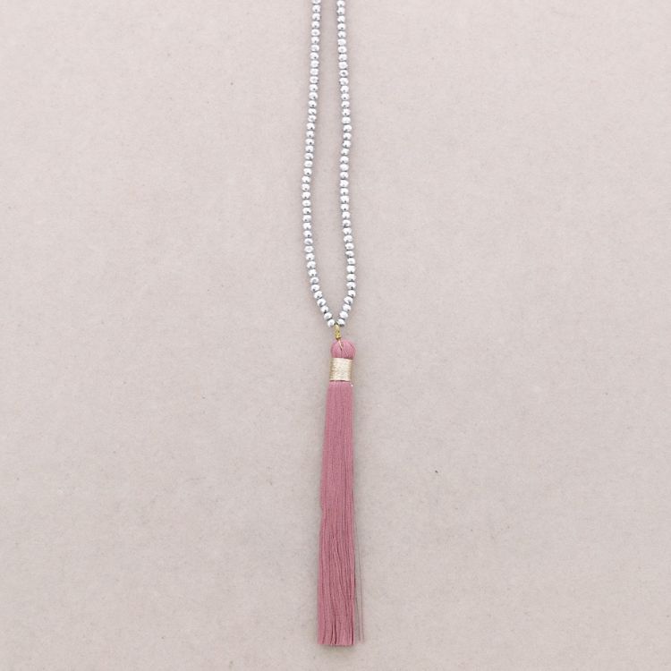 COLLAR LARGO COLGANTE FLECO