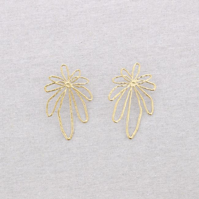 STEEL FLOWER EARRINGS