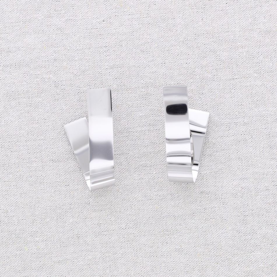 RECTANGULAR SHAPED STEEL EARRINGS