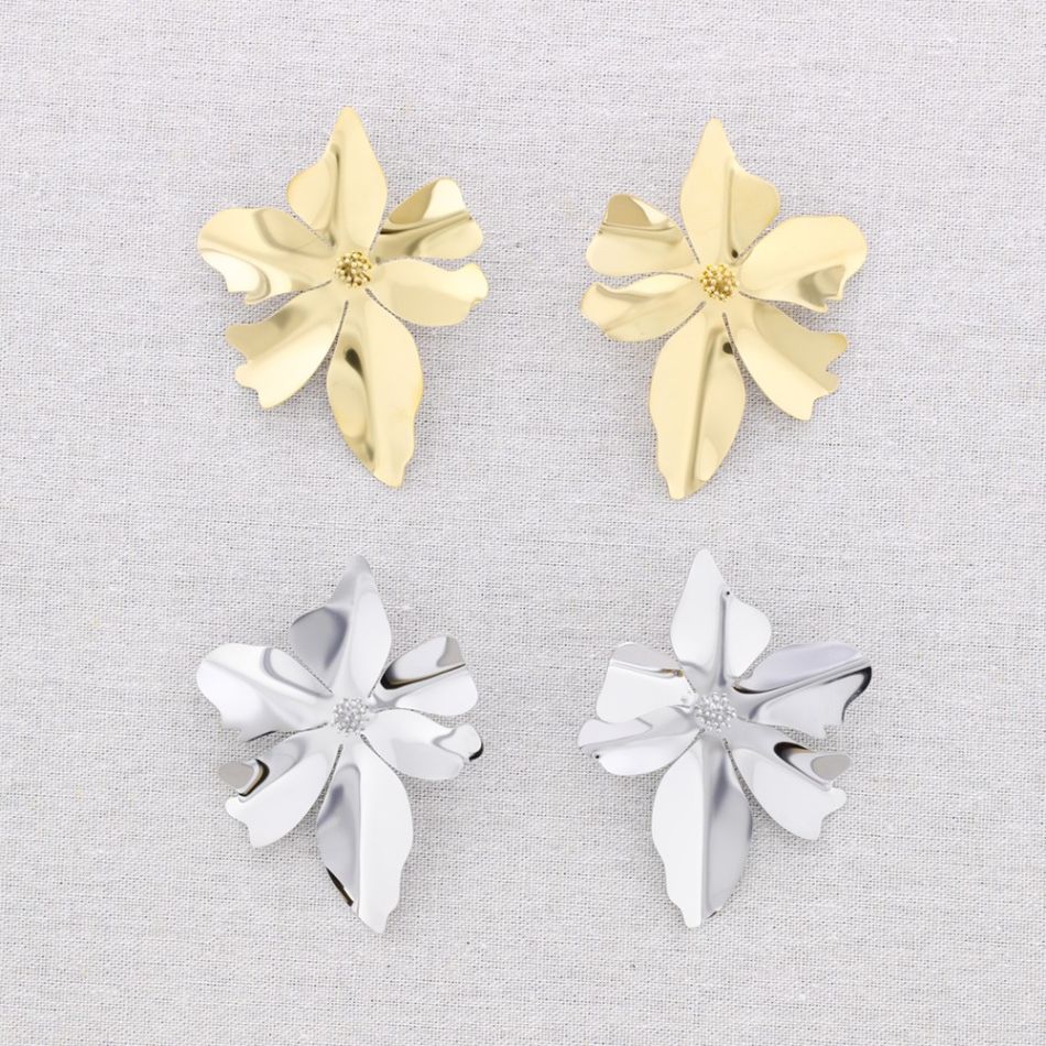 STEEL FLOWER EARRINGS