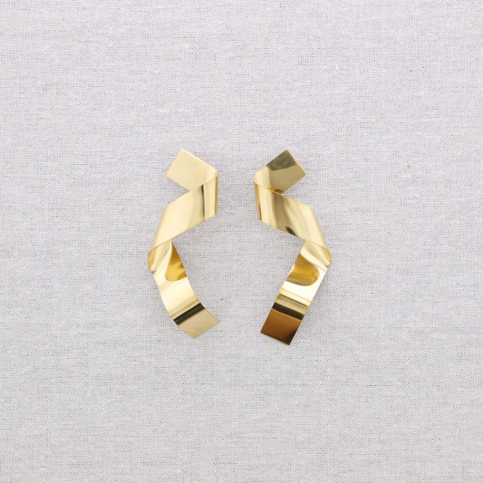 IRREGULAR SHAPE STEEL EARRINGS