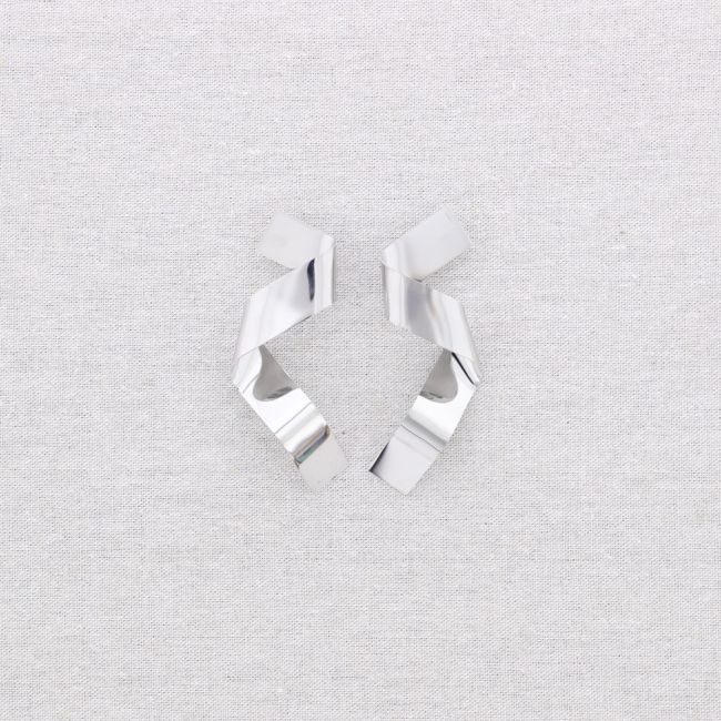 PENDIENTES ACERO FORMA IRREGULAR