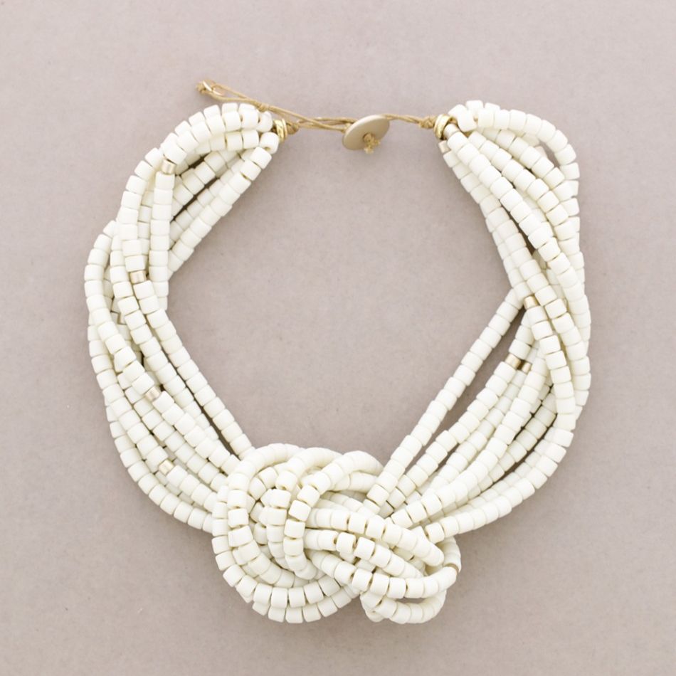 RESIN BEADS KNOT NECKLACE