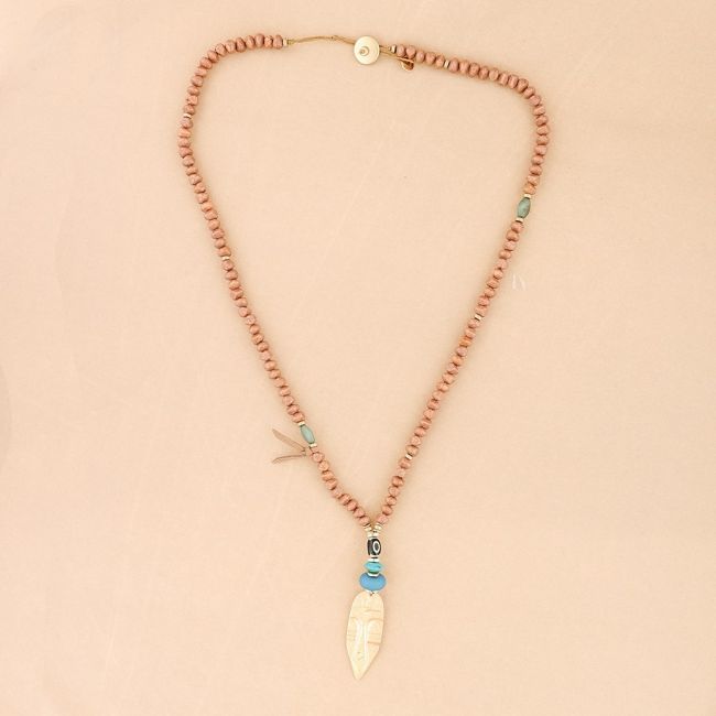 LONG NECKLACE RESIN BEADS ETHNIC METAL PENDANT