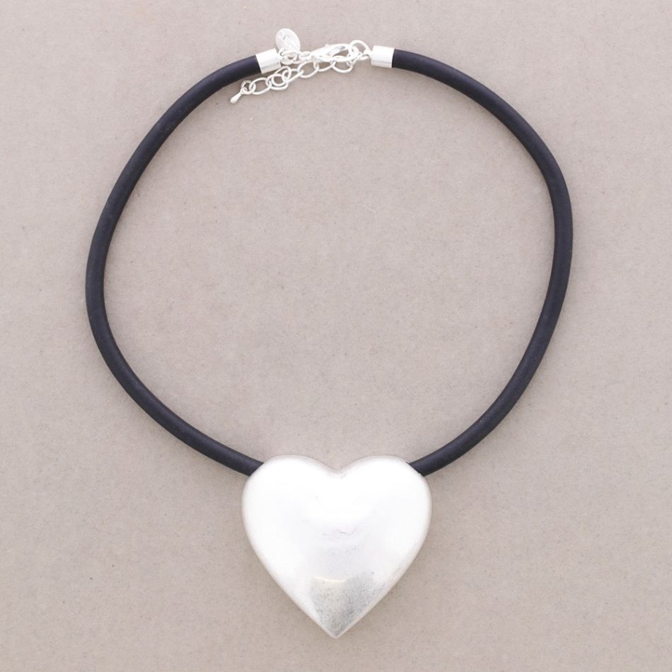 GARGANTILLA COLGANTE CORAZÓN METAL