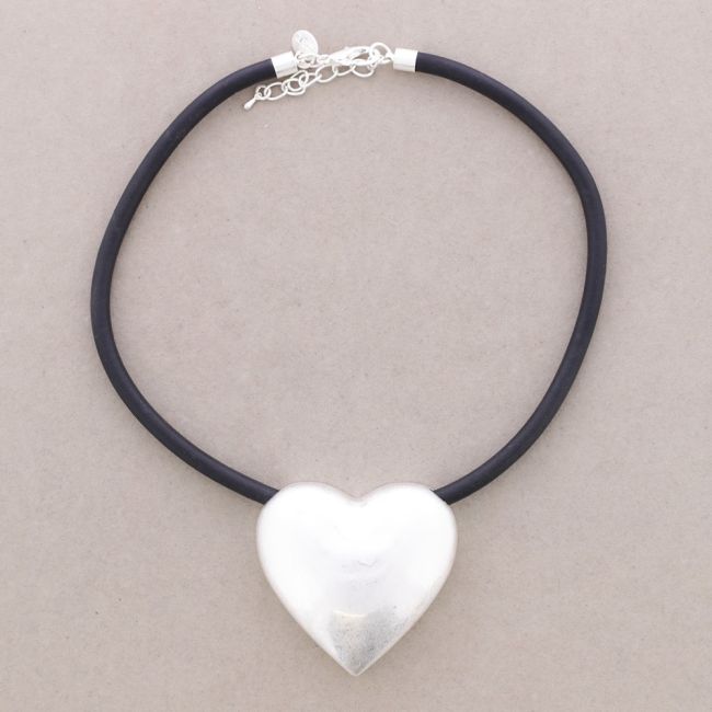 GARGANTILLA COLGANTE CORAZÓN METAL