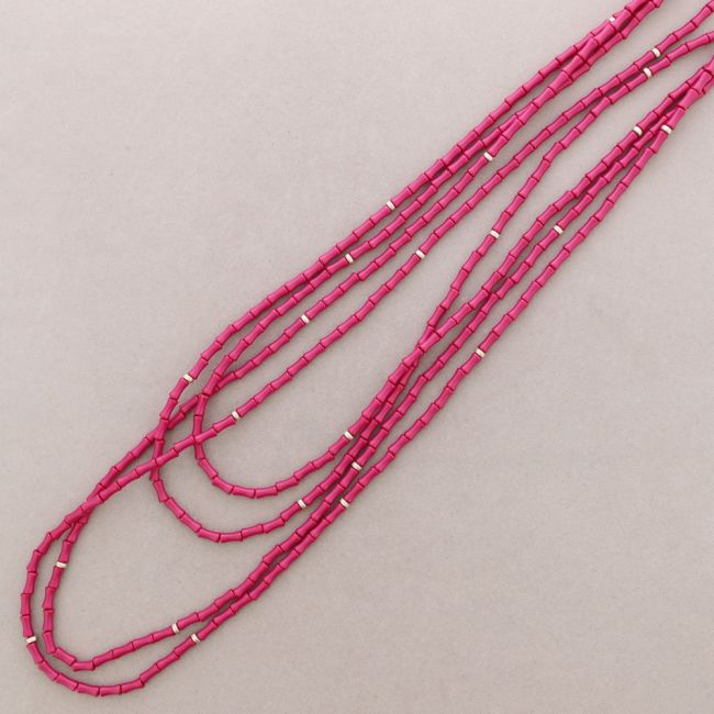 COLLAR LARGO 4 FILAS CUENTAS RESINA