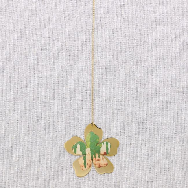 COLLAR LARGO ACERO COLGANTE FLOR DIBUJO