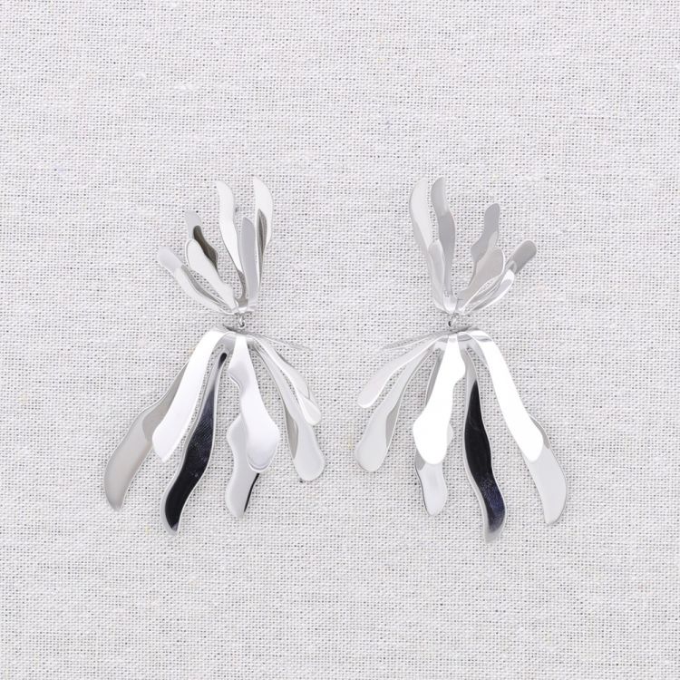 STEEL EARRINGS DOUBLE CORAL