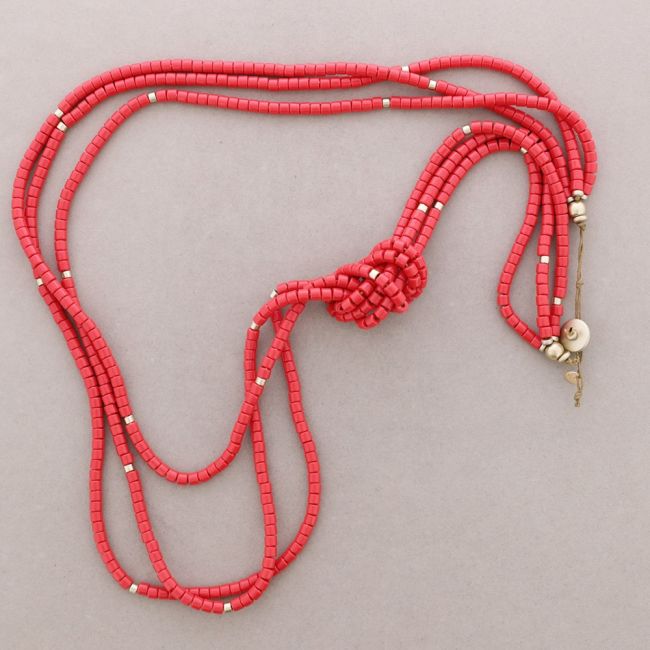 COLLAR LARGO NUDO CUENTAS RESINA