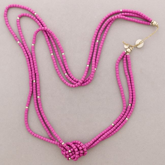 COLLAR LARGO NUDO CUENTAS RESINA
