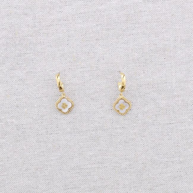 PENDIENTES ACERO ARO COLGANTE FLOR NÁCAR