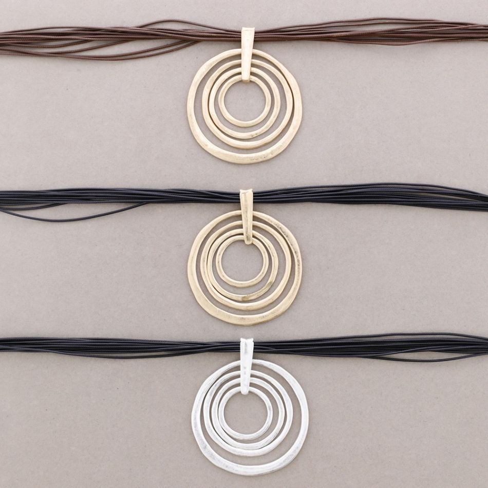 4 METAL RINGS NECKLACE