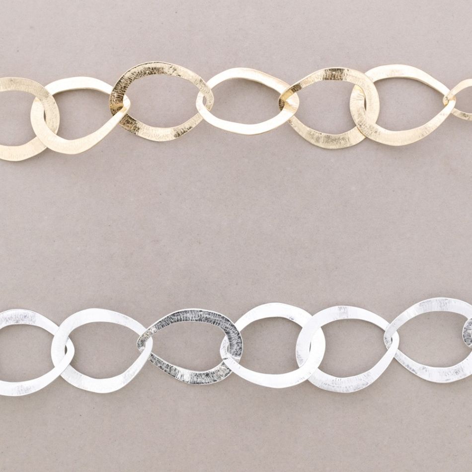 METAL LINK NECKLACE