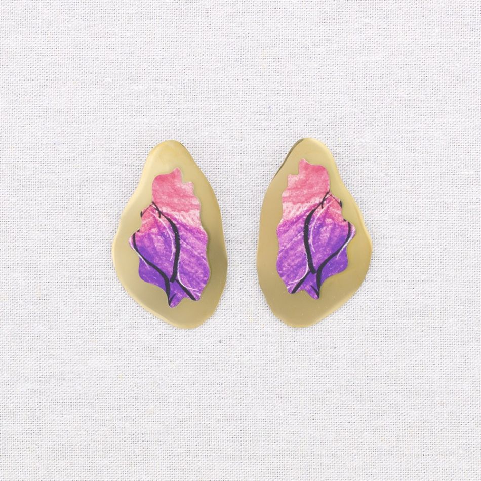 TRIANGULAR STEEL STUD EARRINGS DRAWING