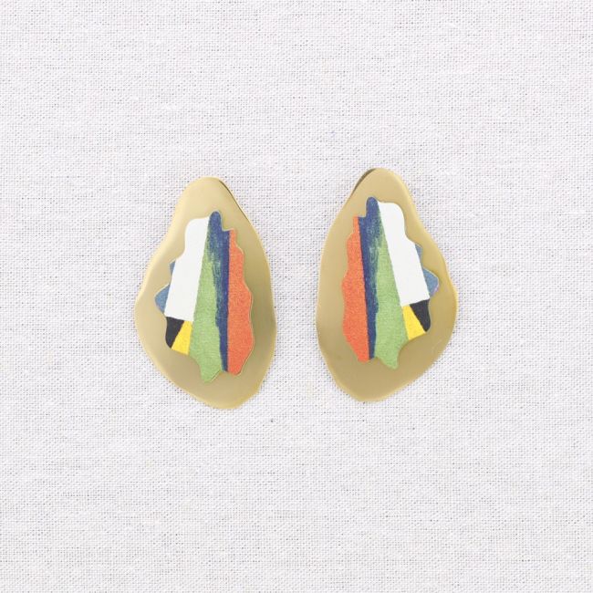 TRIANGULAR STEEL STUD EARRINGS DRAWING