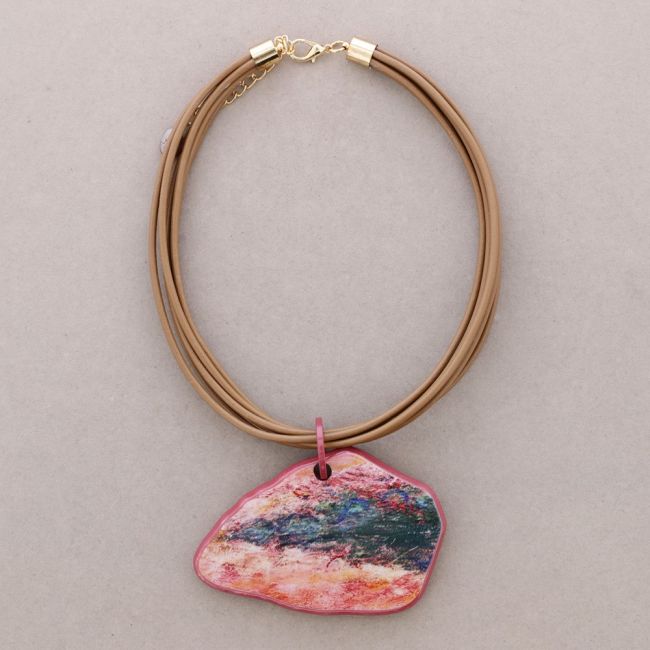 RESIN DRAWING PENDANT NECKLACE