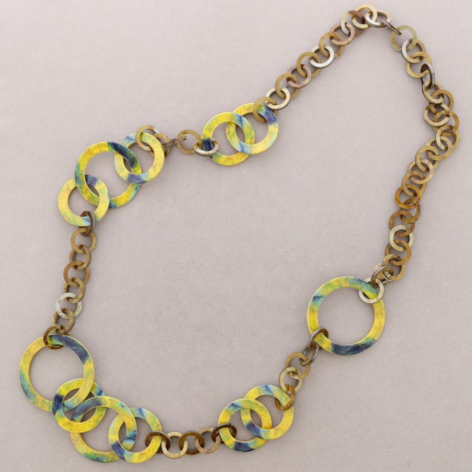 COLLAR LARGO ESLABONES RESINA DIBUJO