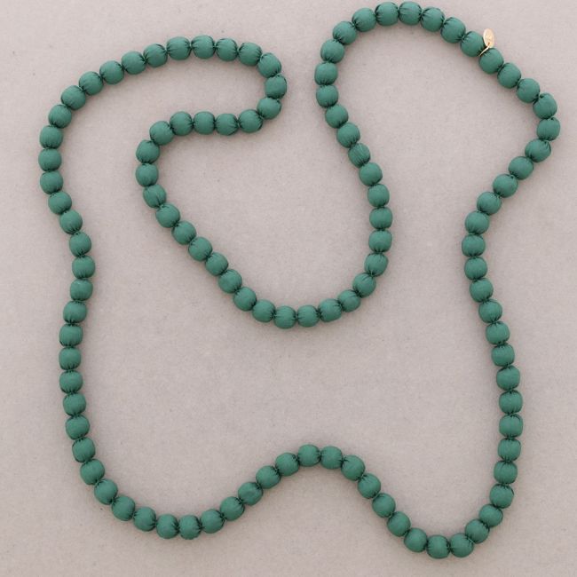 LONG NECKLACE WITH COATED BALLS 10MM*1.2M