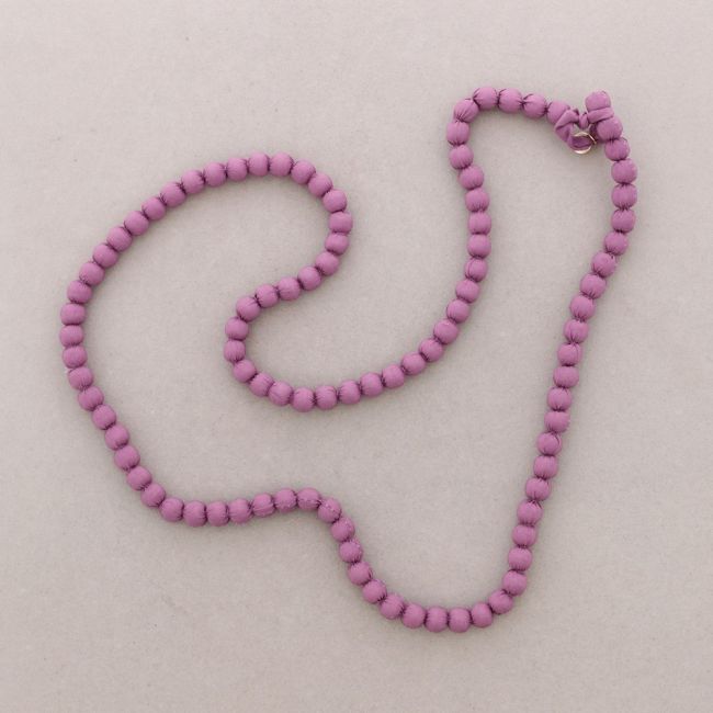 COLLAR LARGO BOLAS REVESTIDAS 1,1M