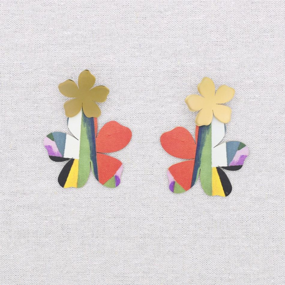 DOUBLE FLOWER STEEL EARRINGS DRAWING