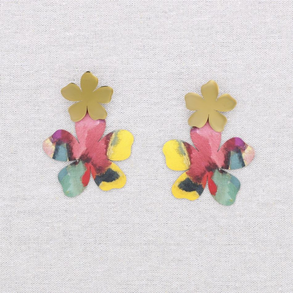 DOUBLE FLOWER STEEL EARRINGS DRAWING