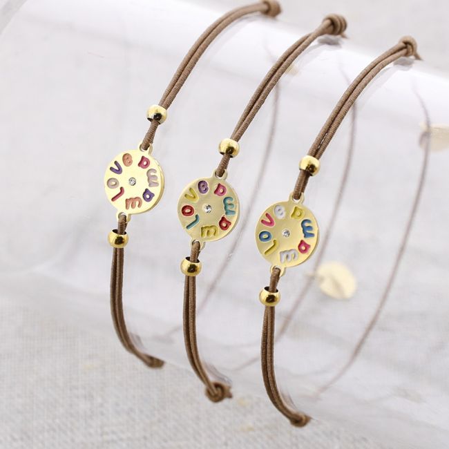 ELASTIC STEEL BRACELET WITH LOVE MOM MEDAL
