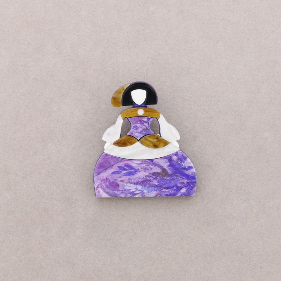 BROCHE MENINA RESINA DIBUJO