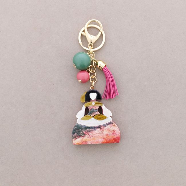 KEYCHAIN GIRL RESIN DRAWING
