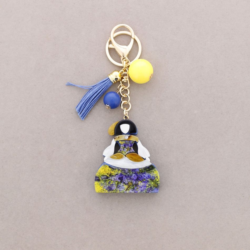 KEYCHAIN GIRL RESIN DRAWING