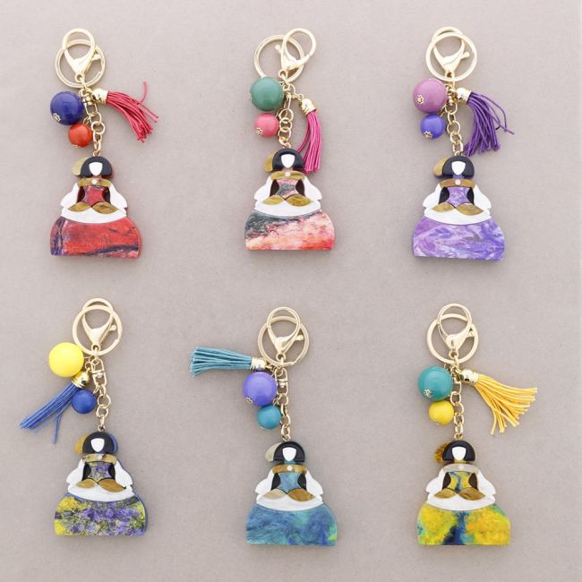 KEYCHAIN GIRL RESIN DRAWING