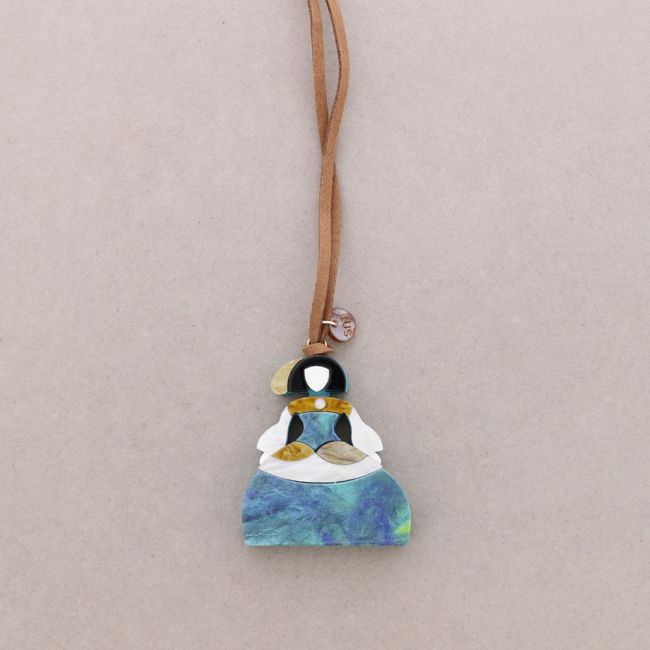 LONG NECKLACE PENDANT MENINA RESIN DRAWING