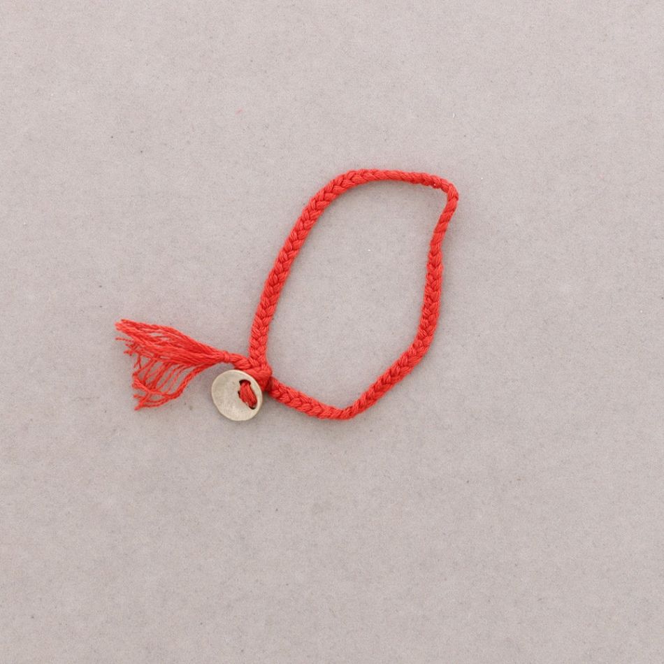 COLLAR LARGO COLG.METAL CUERO