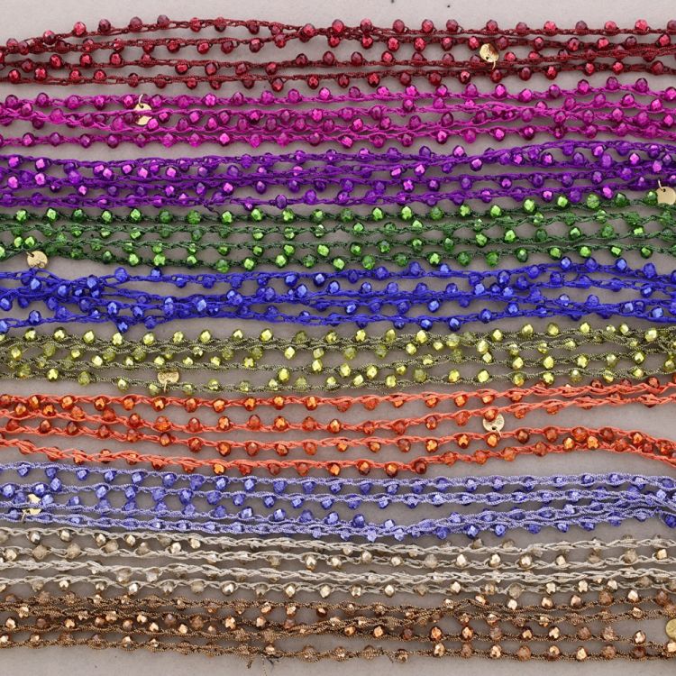COLLAR LARGO TEJIDO CRISTALES FACETADOS 2