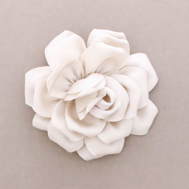 FLOWER BROOCH 15CM