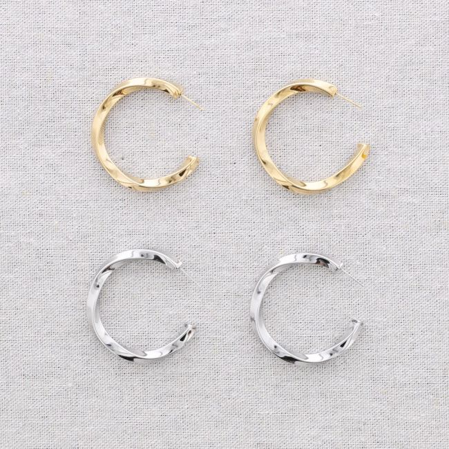 STEEL HOOP EARRINGS