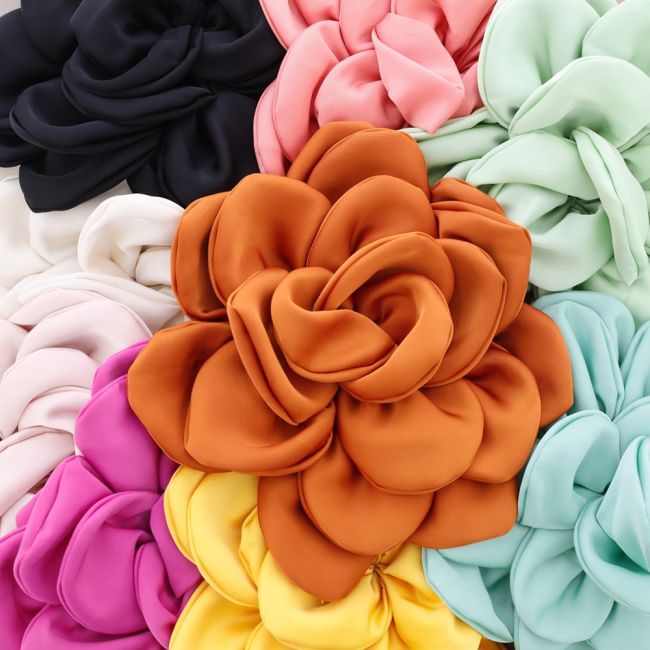 BROCHE FLOR 25CM