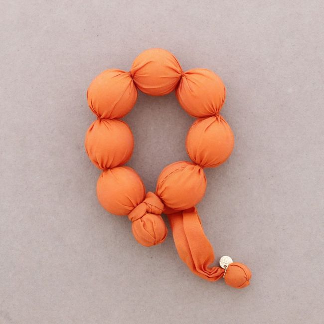 COATED BALL BRACELET