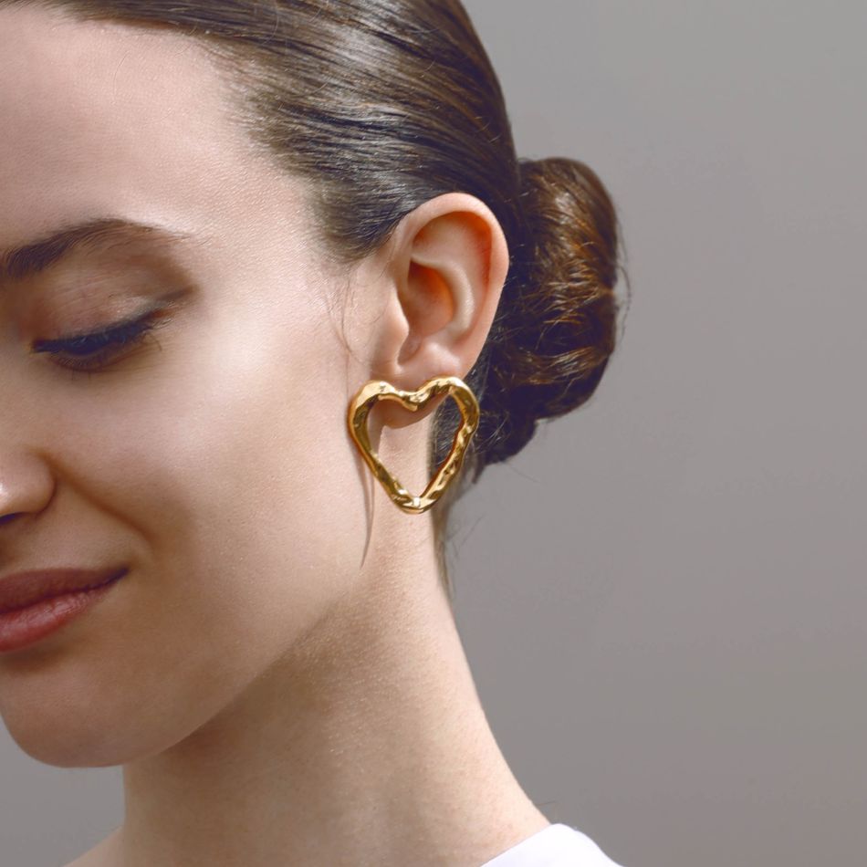 HEART STEEL EARRINGS