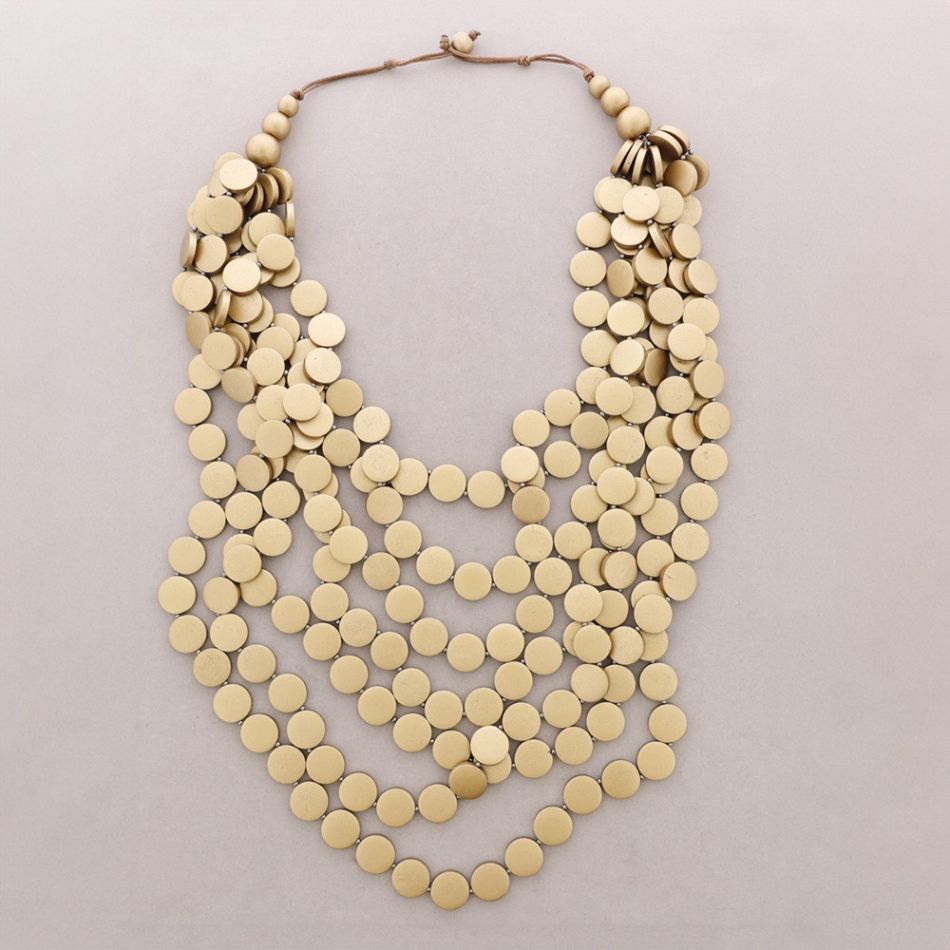 LONG NECKLACE WITH WOODEN BEADS
