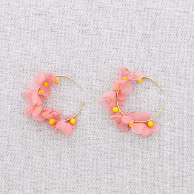 STEEL FLOWER FABRIC HOOP EARRINGS